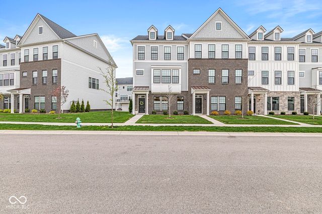 3261 Morab Drive, Zionsville, IN 46077