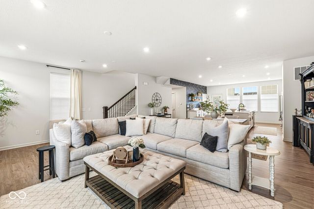 3261 Morab Drive, Zionsville, IN 46077