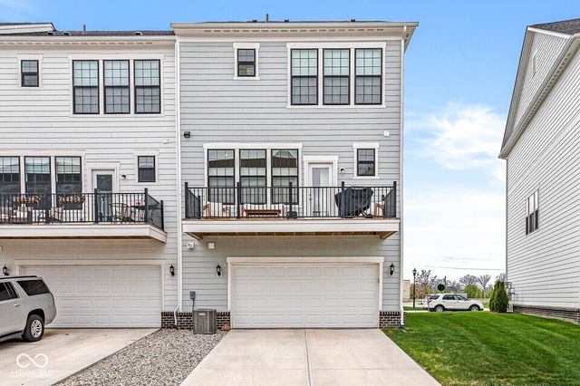 3261 Morab Drive, Zionsville, IN 46077