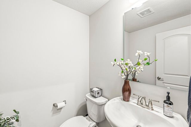 3261 Morab Drive, Zionsville, IN 46077