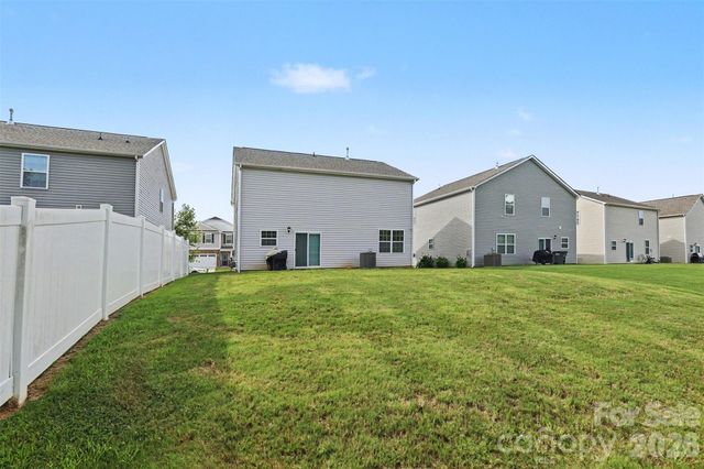 7573 Stonehouse Drive, Gastonia, NC 28056