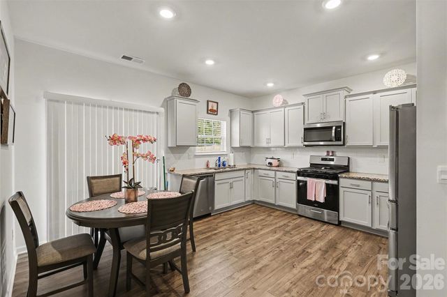 7573 Stonehouse Drive, Gastonia, NC 28056