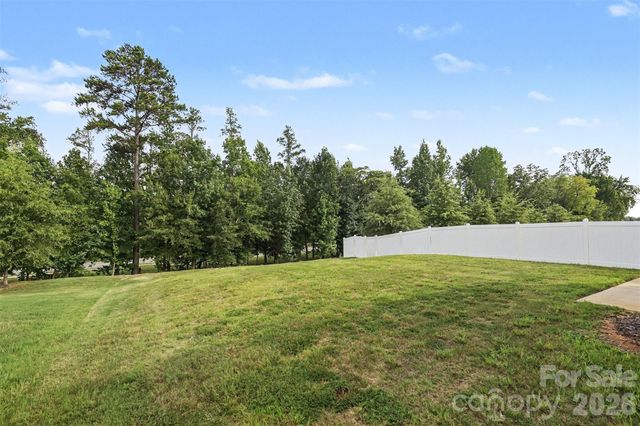 7573 Stonehouse Drive, Gastonia, NC 28056
