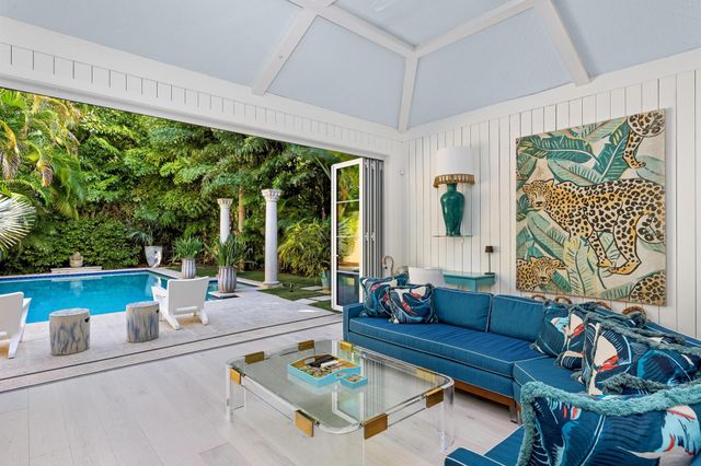 124 Brazilian Avenue, Palm Beach, FL 33480