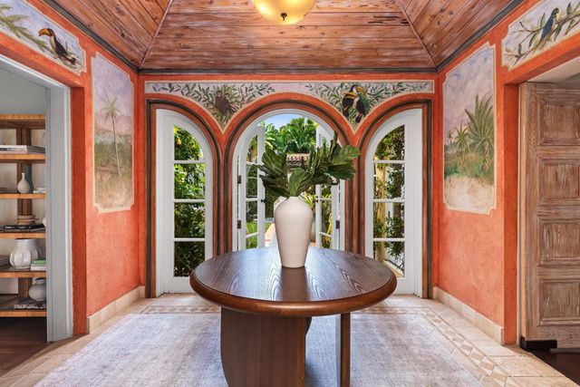 124 Brazilian Avenue, Palm Beach, FL 33480