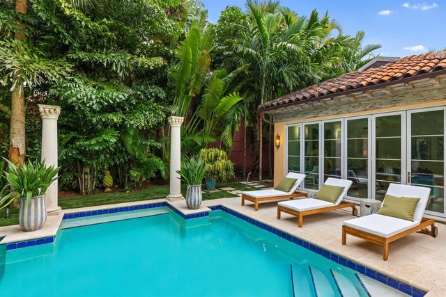 124 Brazilian Avenue, Palm Beach, FL 33480