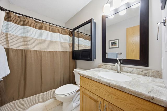 3575 Harrison Street S, Fargo, ND 58104