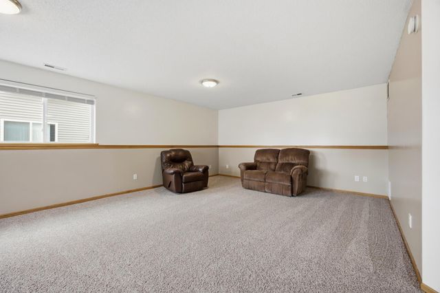 3575 Harrison Street S, Fargo, ND 58104