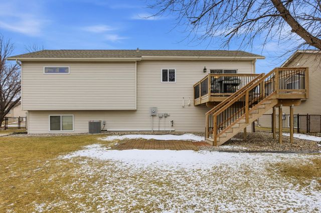 3575 Harrison Street S, Fargo, ND 58104