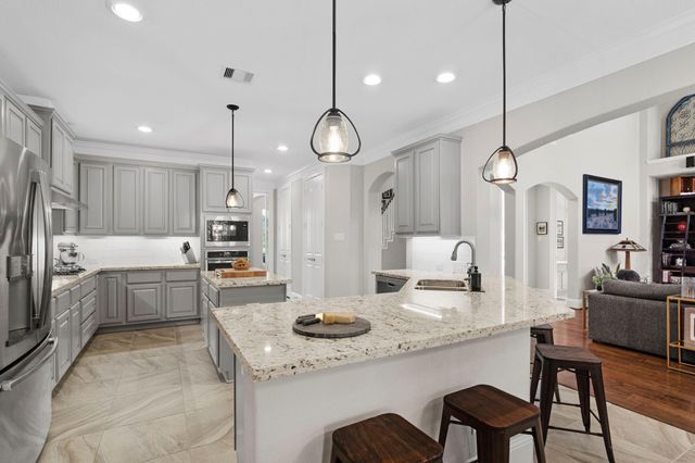 3911 Whispering Woods Lane, Richmond, TX 77406