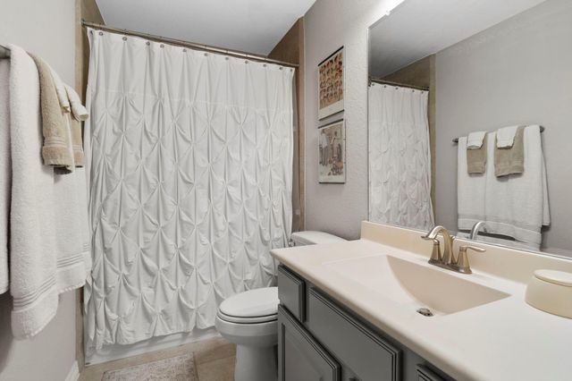 3911 Whispering Woods Lane, Richmond, TX 77406