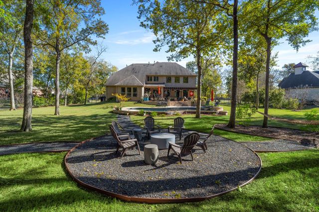 3911 Whispering Woods Lane, Richmond, TX 77406