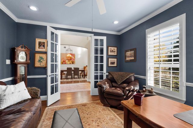 3911 Whispering Woods Lane, Richmond, TX 77406