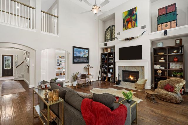 3911 Whispering Woods Lane, Richmond, TX 77406