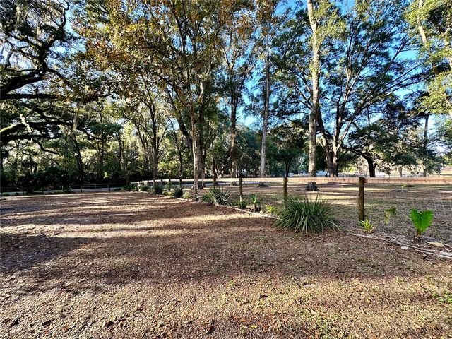 13565 NE 38TH AVENUE, Anthony, FL 32617