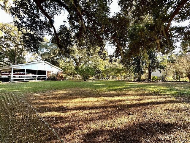 13565 NE 38TH AVENUE, Anthony, FL 32617