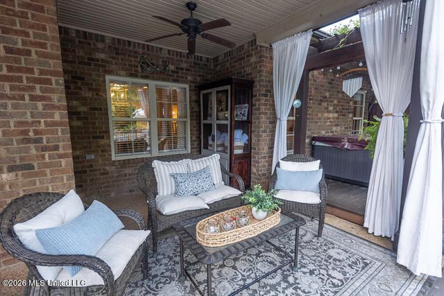 664 Robertson Way, Hernando, MS 38632