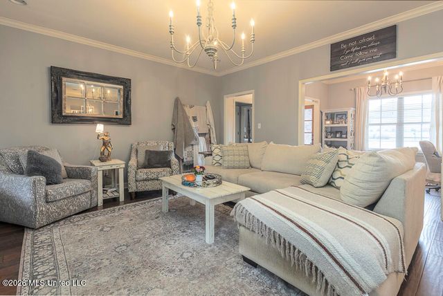 664 Robertson Way, Hernando, MS 38632