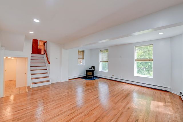 10 TOYE STREET, Randolph Township, NJ 07869