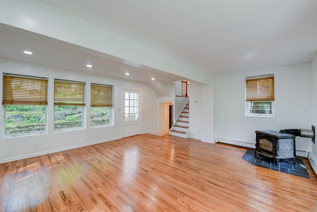 10 TOYE STREET, Randolph Township, NJ 07869