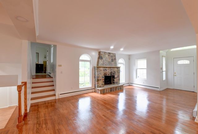 10 TOYE STREET, Randolph Township, NJ 07869