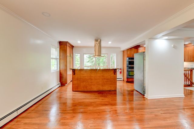 10 TOYE STREET, Randolph Township, NJ 07869