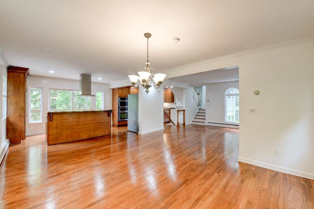 10 TOYE STREET, Randolph Township, NJ 07869