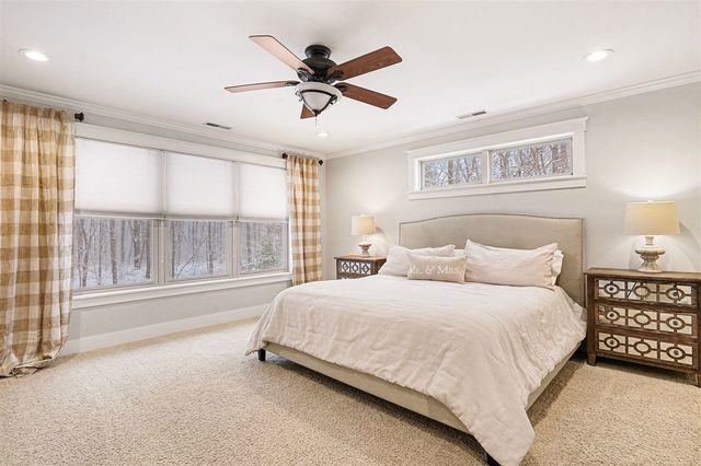 16492 W Willow Drive, Spring Lake, MI 49456