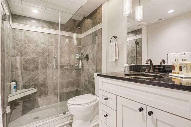 16492 W Willow Drive, Spring Lake, MI 49456