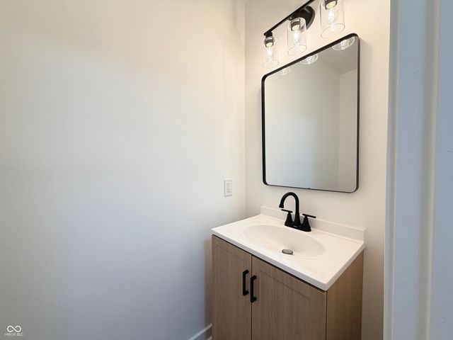 5062 Clarkson Drive, Indianapolis, IN 46254