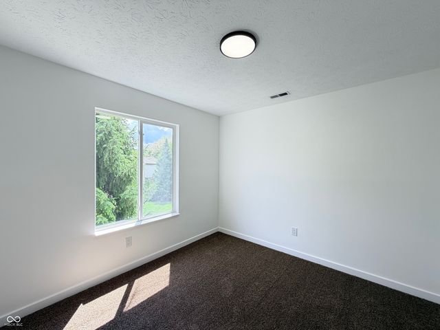 5062 Clarkson Drive, Indianapolis, IN 46254