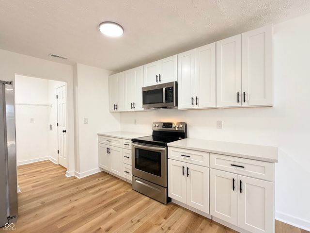 5062 Clarkson Drive, Indianapolis, IN 46254
