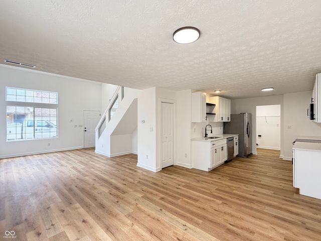 5062 Clarkson Drive, Indianapolis, IN 46254