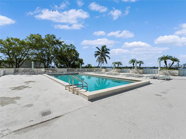 5 Island Ave LE, Miami Beach, FL 33139
