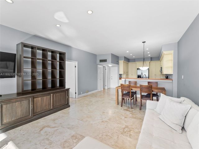 5 Island Ave LE, Miami Beach, FL 33139