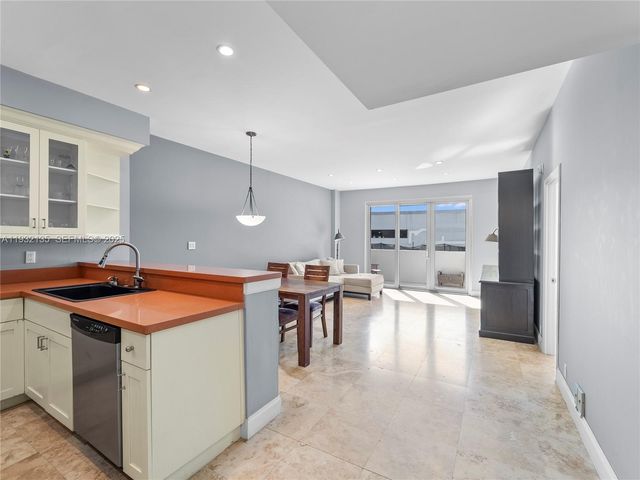 5 Island Ave LE, Miami Beach, FL 33139