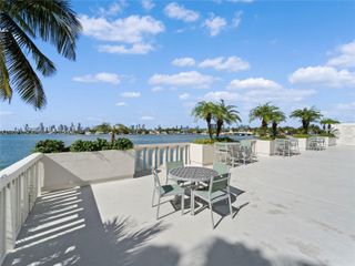 5 Island Ave LE, Miami Beach, FL 33139