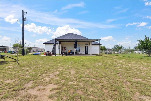 8921 Vista De Palmas Drive, Edcouch, TX 78538