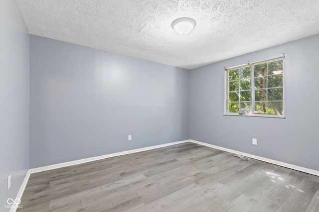 2614 Fairhaven Drive, Indianapolis, IN 46229