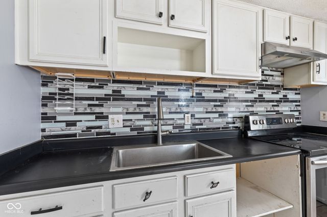 2614 Fairhaven Drive, Indianapolis, IN 46229