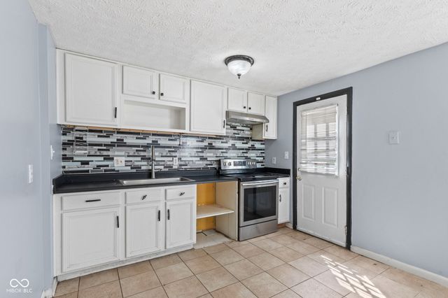 2614 Fairhaven Drive, Indianapolis, IN 46229