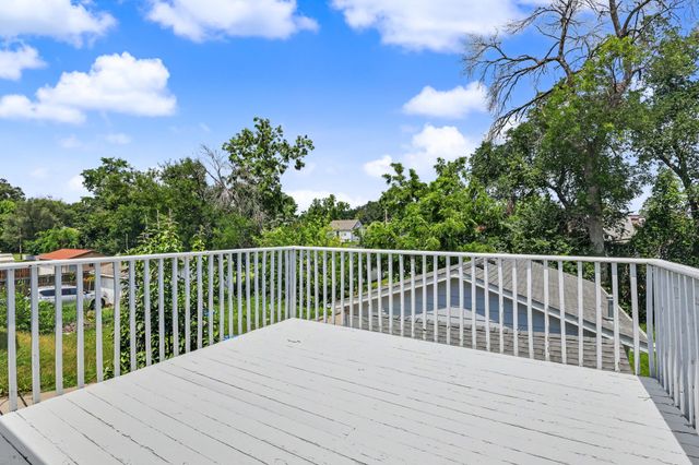 1005 Geil Avenue, Des Moines, IA 50315