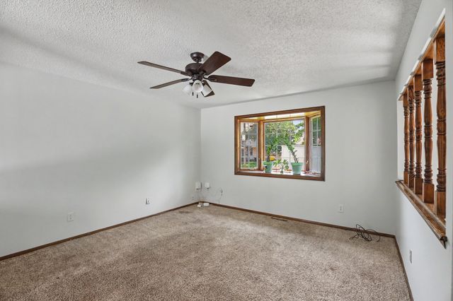 1005 Geil Avenue, Des Moines, IA 50315