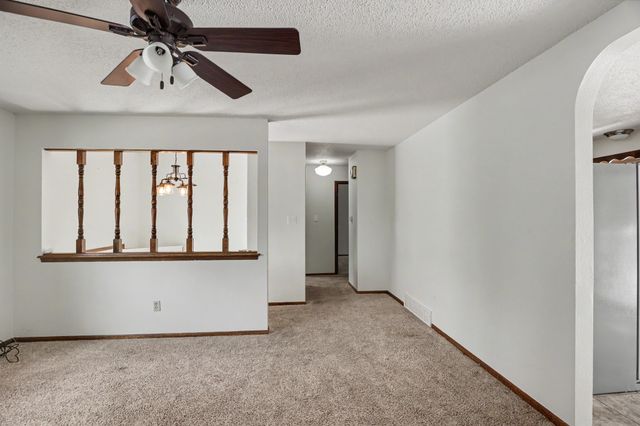 1005 Geil Avenue, Des Moines, IA 50315