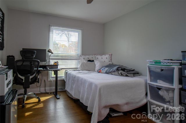 3520 Sargeant Drive, Charlotte, NC 28217