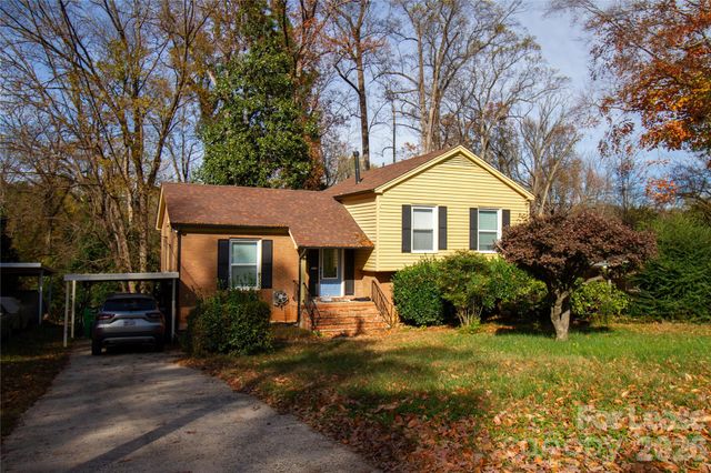 3520 Sargeant Drive, Charlotte, NC 28217