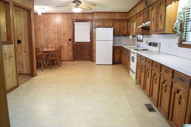 6295 COUNTY ROAD 81, Clanton, AL 35045