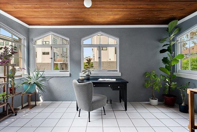 637 Fairview Avenue, Grand Rapids, MI 49503