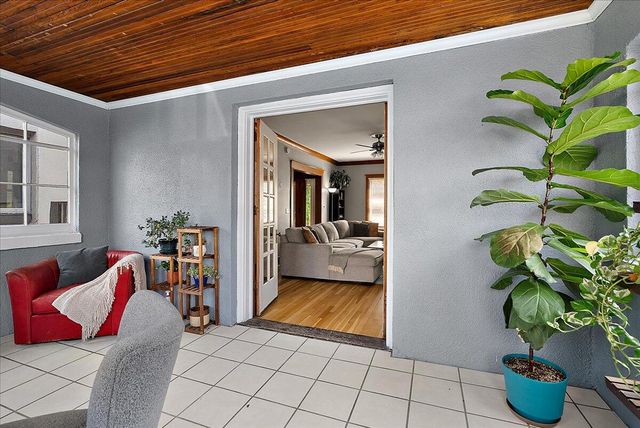 637 Fairview Avenue, Grand Rapids, MI 49503