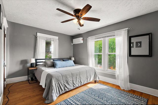 637 Fairview Avenue, Grand Rapids, MI 49503